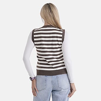 https://tjcuk.sirv.com/Products/82/8/8285300/Maisi-Acrylic-Stripe-Vest-Waistcoat-Size-Large-Coffee-White_8285300_1.jpg?w=342&h=342