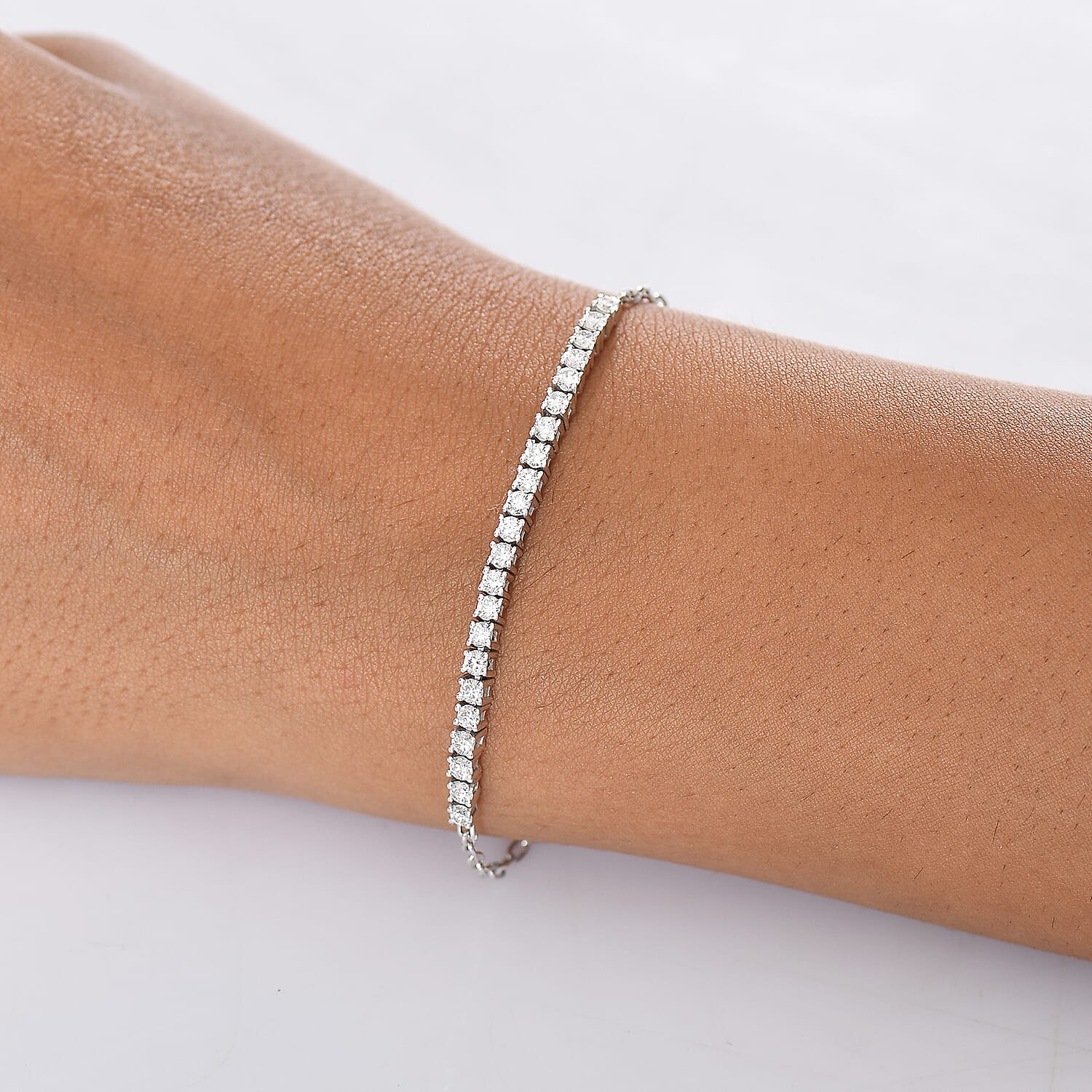 Luxuriant Lab Grown Diamond (SI-GH) Chain Bracelet (Size 7.5) in Rhodium Overlay Sterling Silver 1.00 Ct.