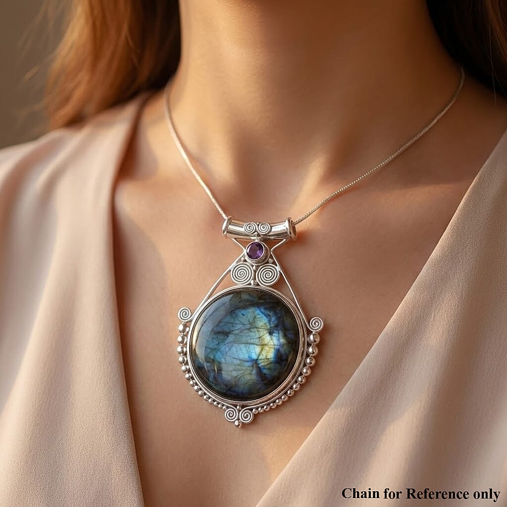 Royal Bali Collection-D'Joy Labradorite & African Amethyst Pendant in Sterling Silver 118.36 Ct, Silver Wt. 13.96 Gms.