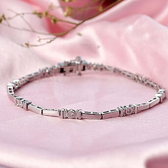 https://tjcuk.sirv.com/Products/82/8/8286153/Luxuriant-Lab-Grown-Diamond-Tennis-Bracelet-1-Row-Size-7-5-in-Rhodium-_8286153_1.jpg?w=342&h=342