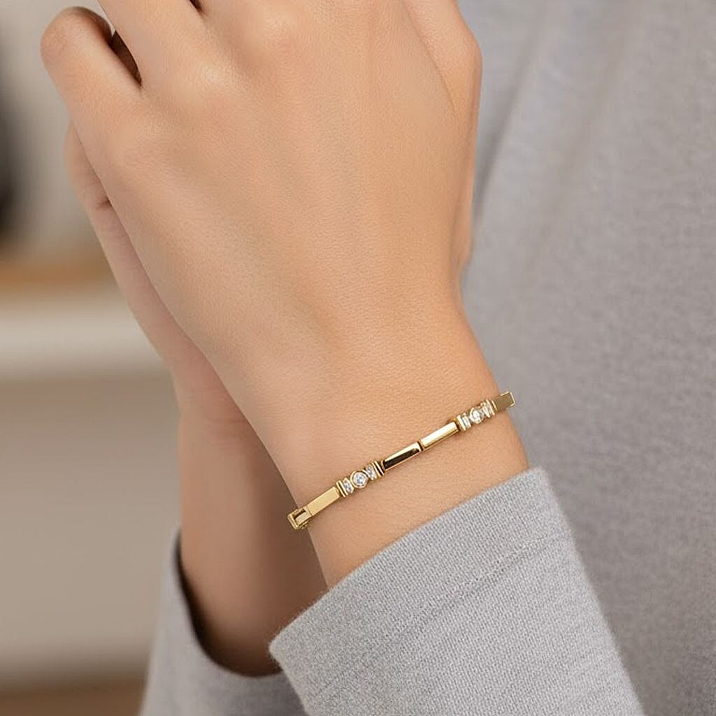 Luxuriant Lab Grown Diamond Tennis Bracelet 1 Row (Size 7.5) with GB Lock Box in 18K Vermeil Yellow Gold Plated Sterling Silver 1.00 Ct, Silver Wt. 10.22 Gms.