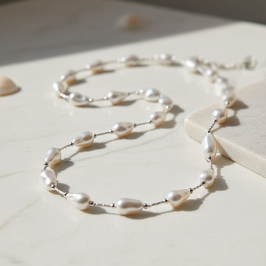 Peacock Colour Shell Pearl Necklace (Size 28 - 2 Ext) with Lobster Clasp