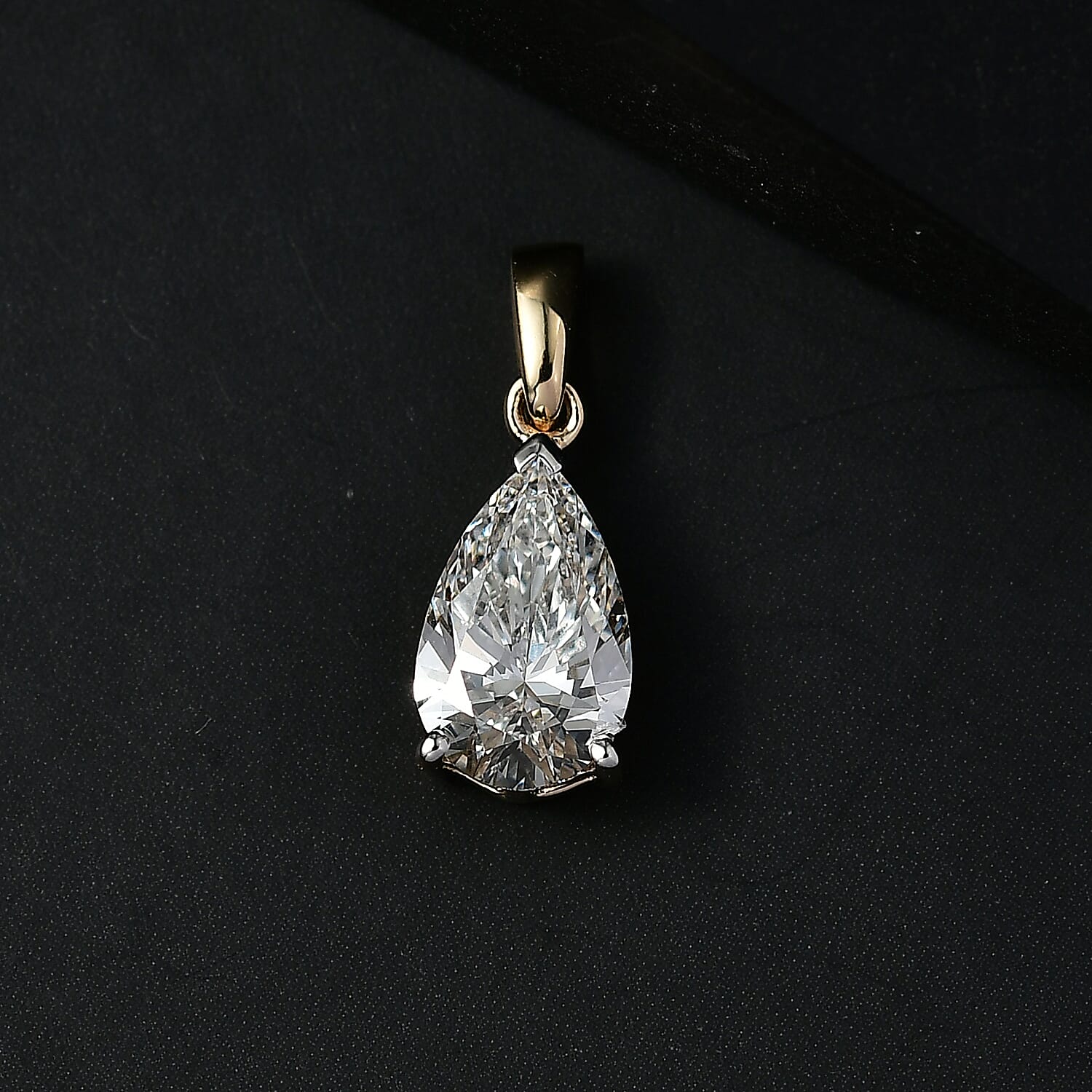 NY CloseOut-14K Yellow Gold IGI Certified Pear Cut Lab Grown Diamond (VS-EF) Solitaire Pendant 2.05 Ct.