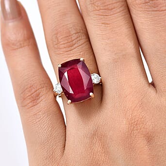 https://tjcuk.sirv.com/Products/82/8/8287824/9K-Yellow-Gold-AAA-African-Ruby-Lab-Grown-Diamond-SI-GH-Ring-17-21-Ct_8287824_2.jpg?w=342&h=342