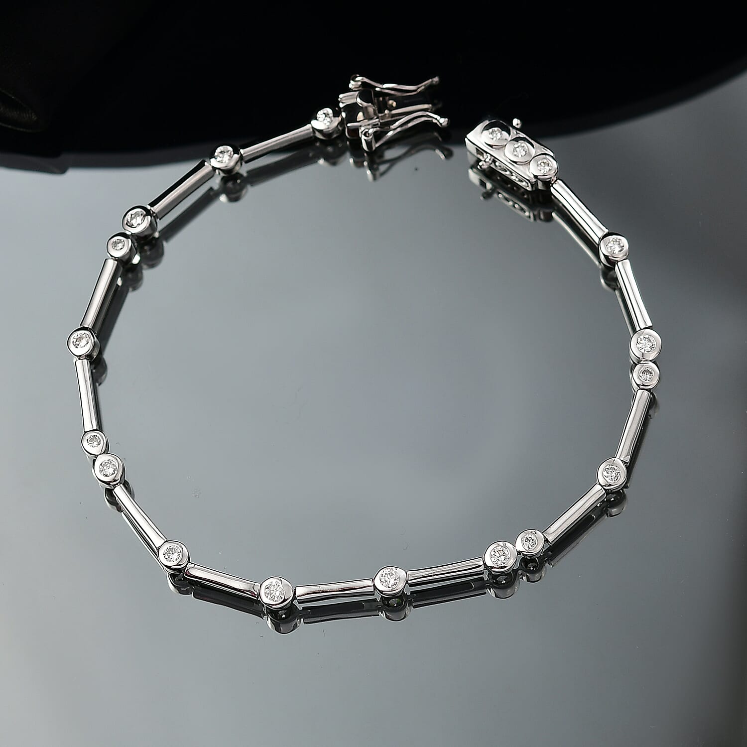 Black Friday Doorbuster Deal - Luxuriant Lab Grown Diamond (SI-GH) Tennis Bracelet (Size 7.5) in Rhodium Overlay Sterling Silver 1.00 Ct, Silver Wt. 9.21 Gms.