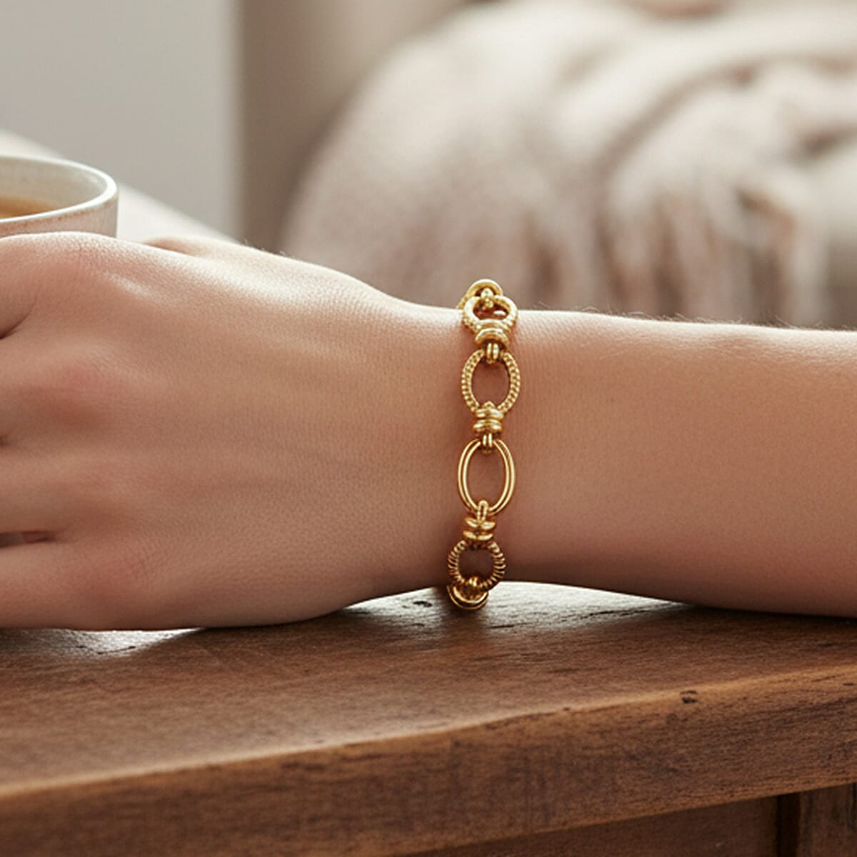 Maestro Collection - 9K Yellow Gold Bracelet (Size 7.5) with Lobster Clasp, Gold Wt. 4.65 Gms.