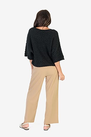 THE SHOWSTOPPER - Sugar Crisp Supersoft Crochet Knit Batwing Sleeve Jumper (One Size 8 TO 20) - Black