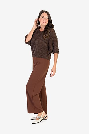 THE SHOWSTOPPER- Sugar Crisp Supersoft Crochet Knit Batwing Sleeve Jumper (One Size 8 TO 20) - Chocolate Brown