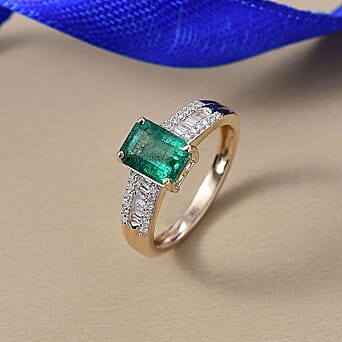 https://tjcuk.sirv.com/Products/82/9/8291100/9K-Yellow-Gold-AAA-Premium-Emerald-White-Diamond-Main-Stone-With-Side-_8291100_1.jpg?w=342&h=342