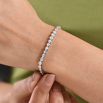 https://tjcuk.sirv.com/Products/82/9/8292656/Luxuriant-Lab-Grown-Diamond-Line-Bracelet-1-Row-Size-7-5-in-Rhodium-Ov_8292656_2.jpg?w=342&h=342