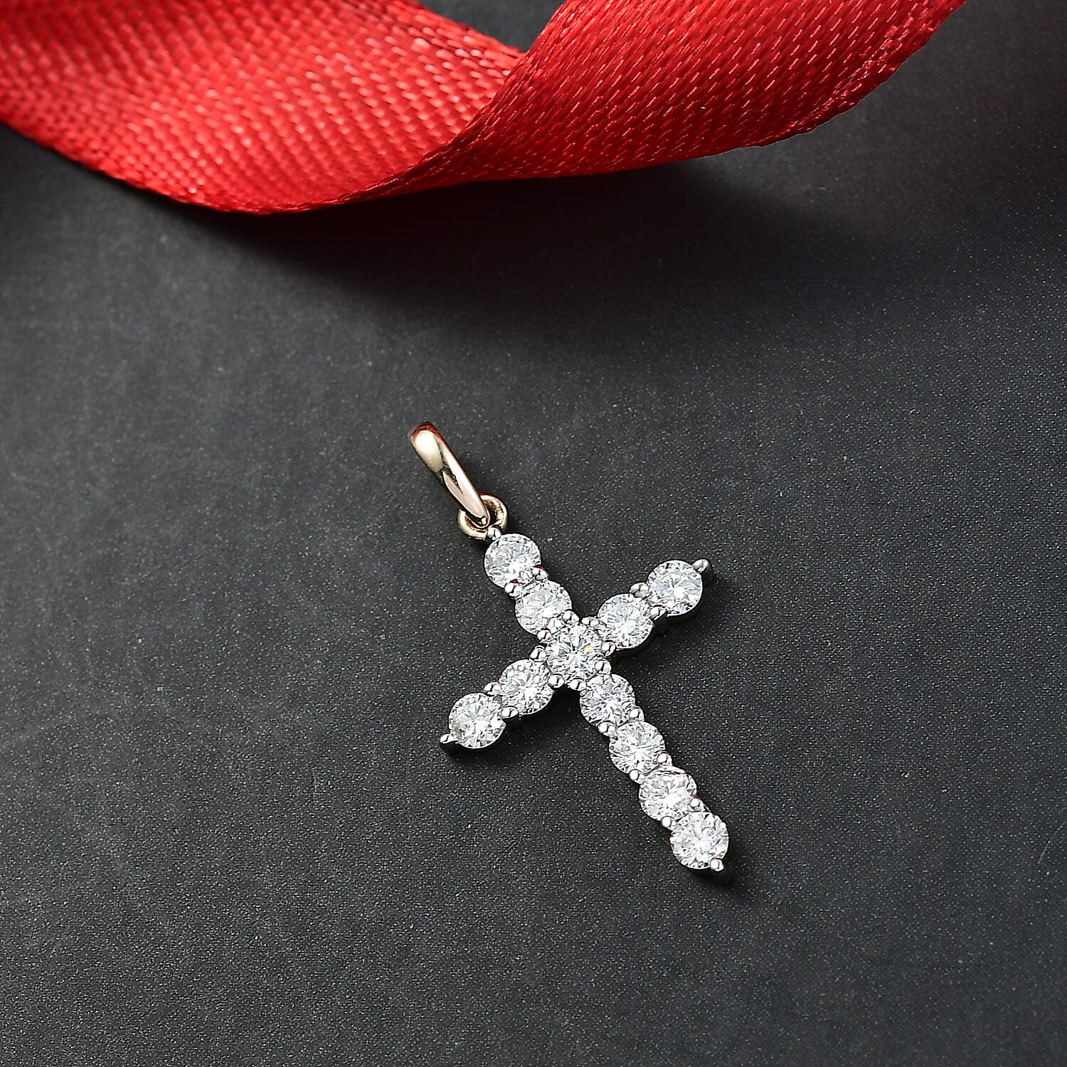 Luxuriant 9K Gold Lab Grown Diamond 