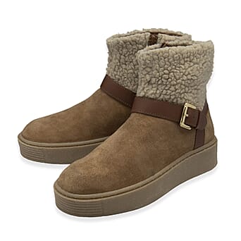 https://tjcuk.sirv.com/Products/82/9/8295955/Ravel-Suede-Hetton-Ankle-Boots-Size-8-Tan_8295955_1.jpg?w=342&h=342