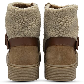 https://tjcuk.sirv.com/Products/82/9/8295955/Ravel-Suede-Hetton-Ankle-Boots-Size-8-Tan_8295955_2.jpg?w=342&h=342
