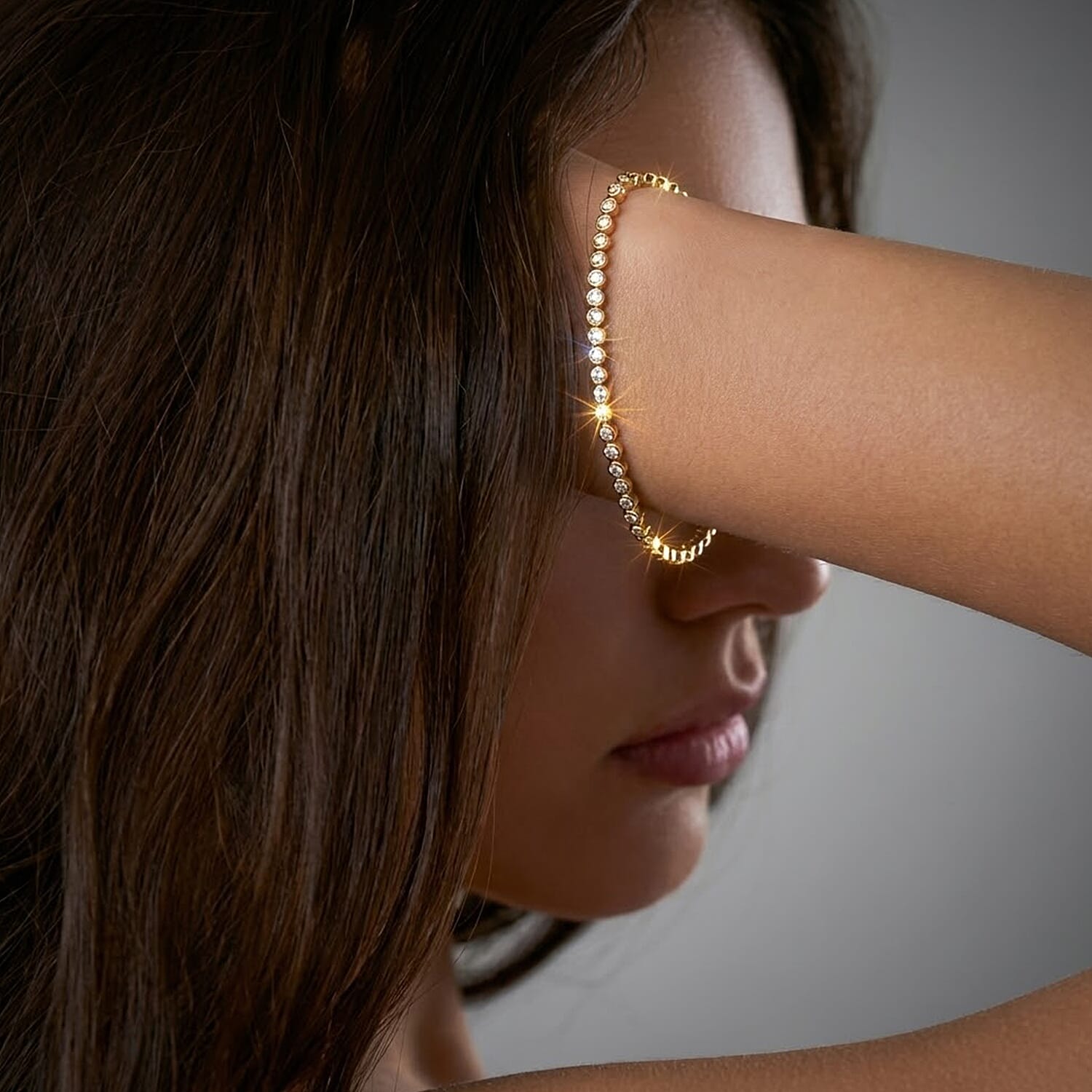 D'Joy White Diamond Linking Bracelet (Size 7.5) with Lobster Clasp in Yellow Gold Plated Sterling Silver, Silver Wt. 5.51 Gms.