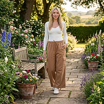 https://tjcuk.sirv.com/Products/82/9/8296371/Maisi-Solid-Jean-and-Pant-Trouser-Size-XL-Beige-Navy_8296371_1.jpg?w=342&h=342