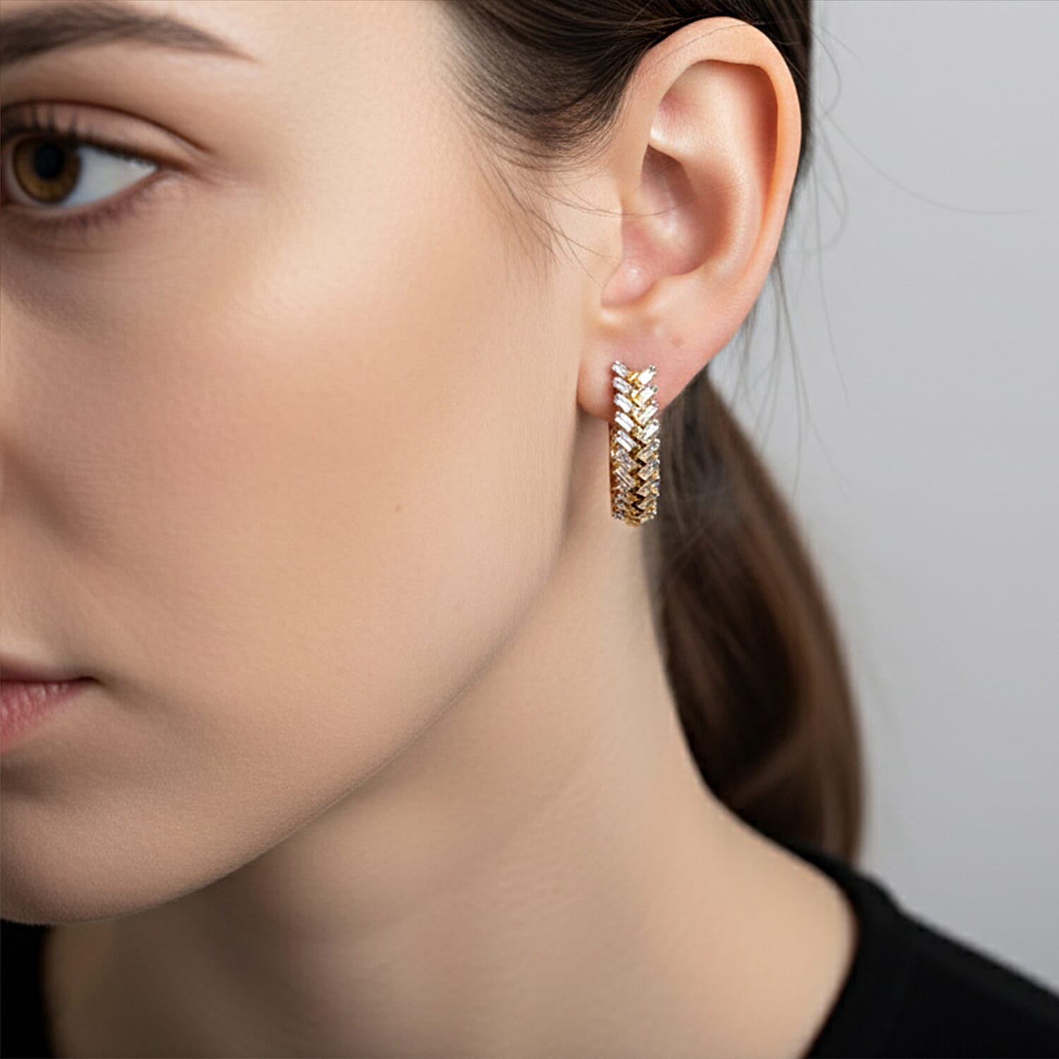 Luxuriant Lab Grown Diamond (SI-GH) Full Hoop Earring in 18K Vermeil Yellow Gold Plated Sterling Silver 0.80 Ct, Silver Wt. 4.81 Gms.