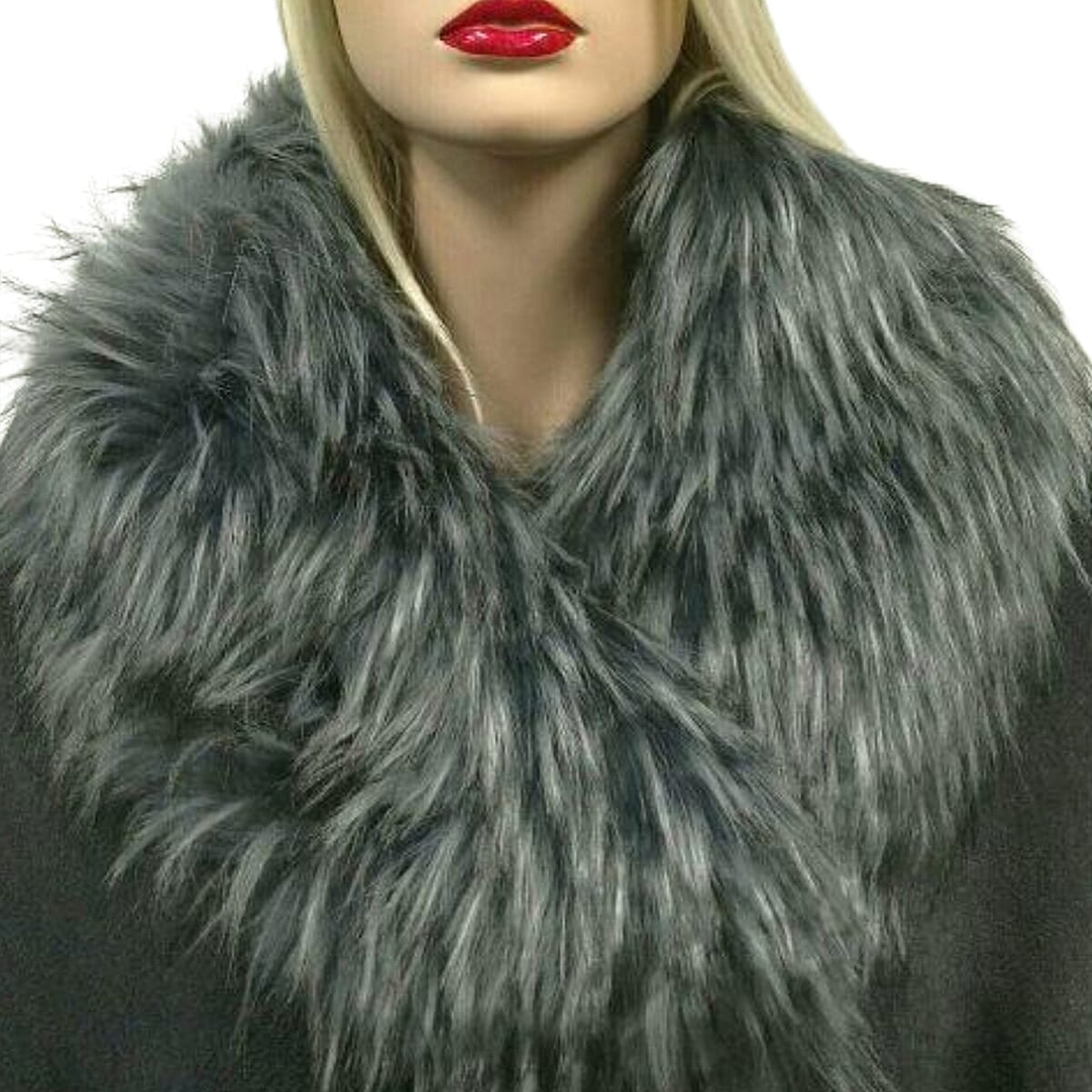 Faux Fur Collar Scarf with Clip - Grey