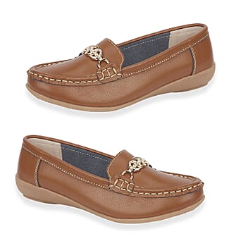 https://tjcuk.sirv.com/Products/82/9/8296911/JO-JOE-LEATHER-LOAFERS-WITH-GOLD-DETAIL-Size-6-Tan_8296911.jpg?w=342&h=342