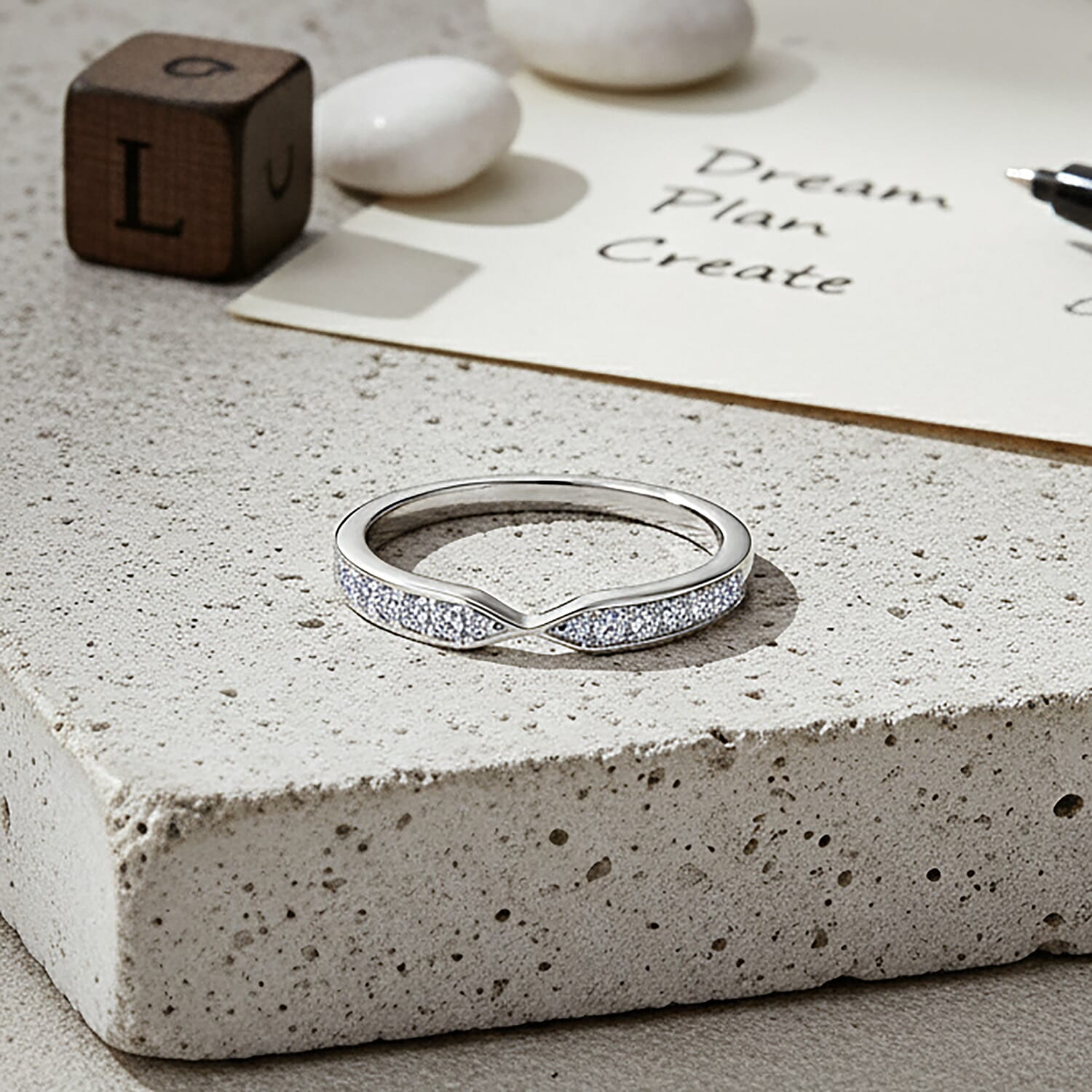 Luxuriant SGL Certified Lab Grown Diamond (VS-EF) Ring in Rhodium Overlay Sterling Silver 0.25 Ct.