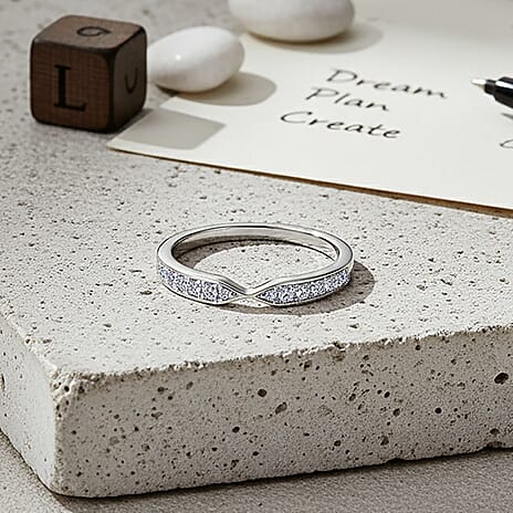 Luxuriant SGL Certified Lab Grown Diamond (VS-EF) Ring in Rhodium Overlay Sterling Silver 0.25 Ct.
