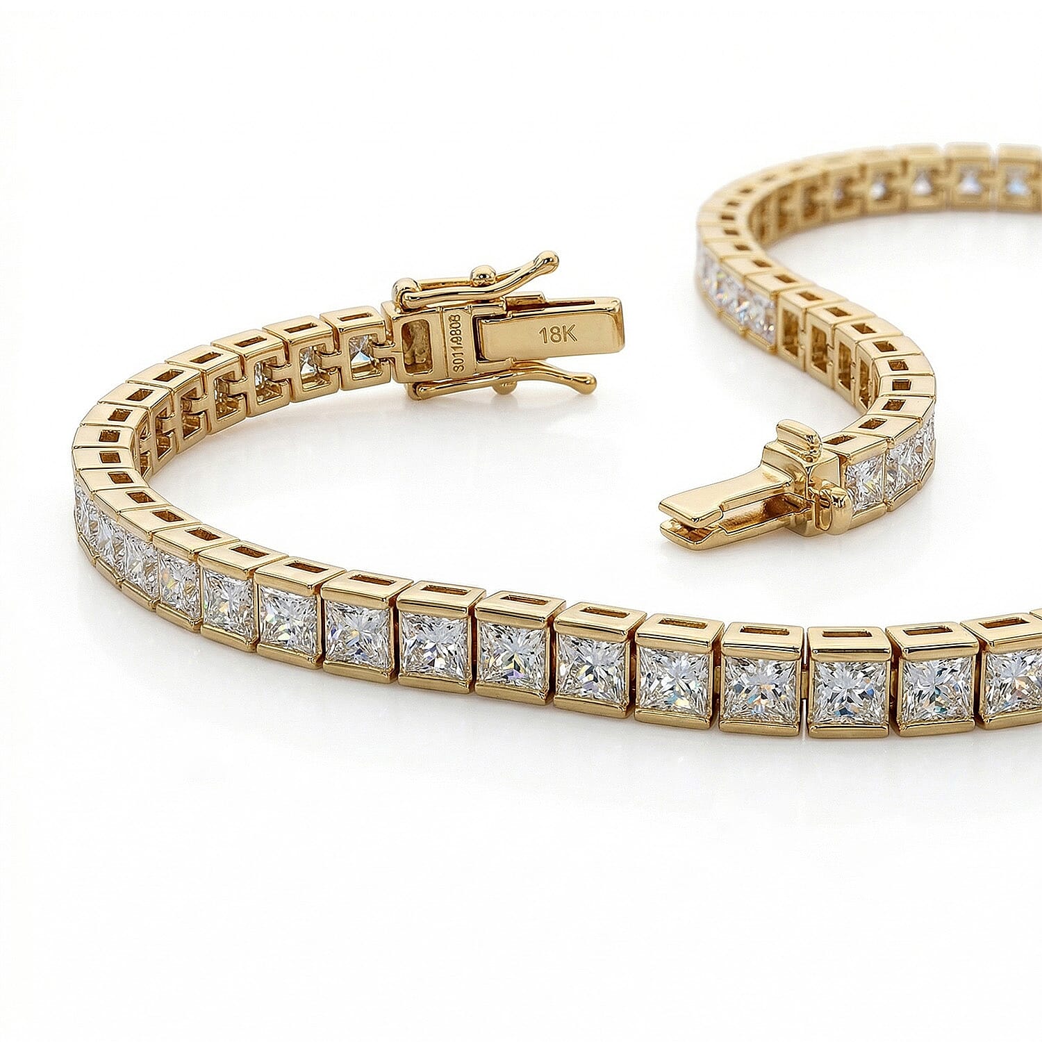 Luxuriant SGL Certified Princess Cut Lab Grown Diamond (VS-EF) Bracelet (Size - 7.50) in 18K Vermeil Yellow Gold Plated Sterling Silver 5.02 Ct, Silver Wt. 11.47 Gms.