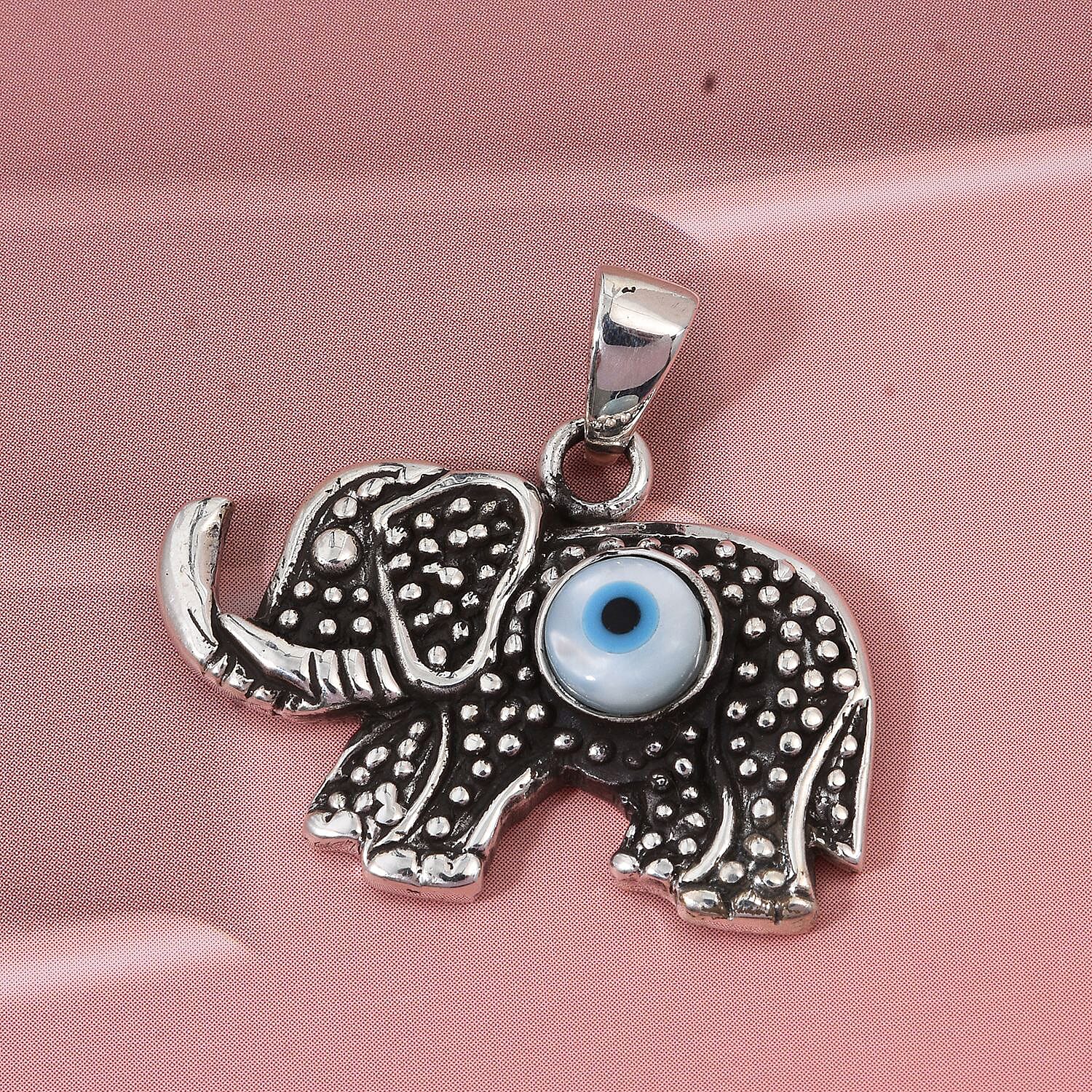 White Mother Of Pearl Oxisided Elephant Pendant Sterling Silver, Silver Wt. 5.60 Gms.