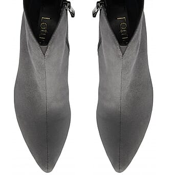 https://tjcuk.sirv.com/Products/83/0/8305151/Lotus-Lori-Pointed-Toe-Ankle-Boots-Size-5-Grey_8305151_2.jpg?w=342&h=342