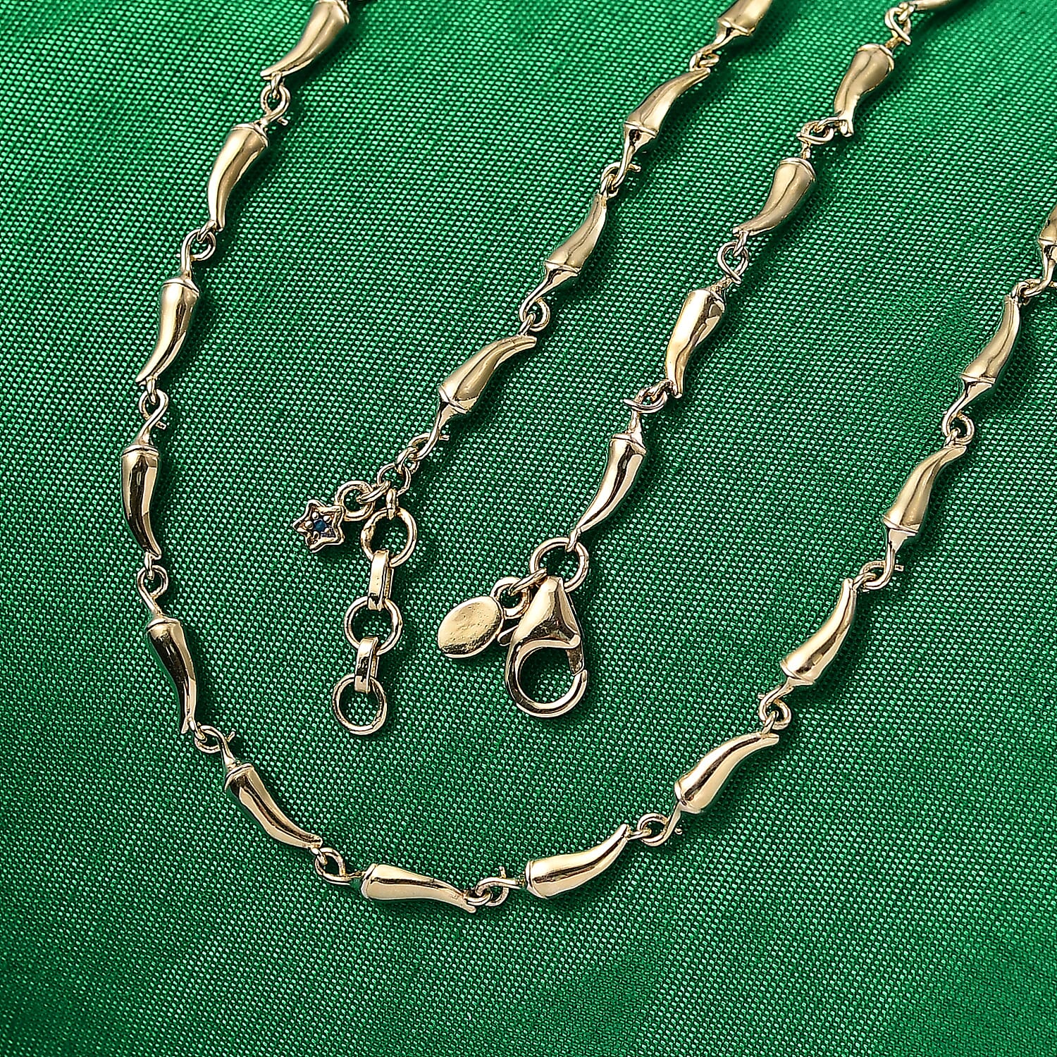 GP - Chilli Pepper Collection Blue Sapphire Necklace (Size 20) with Lobster Clasp in 18K Vermeil Yellow Gold Plated Sterling Silver, Silver Wt. 15.00 Gms.