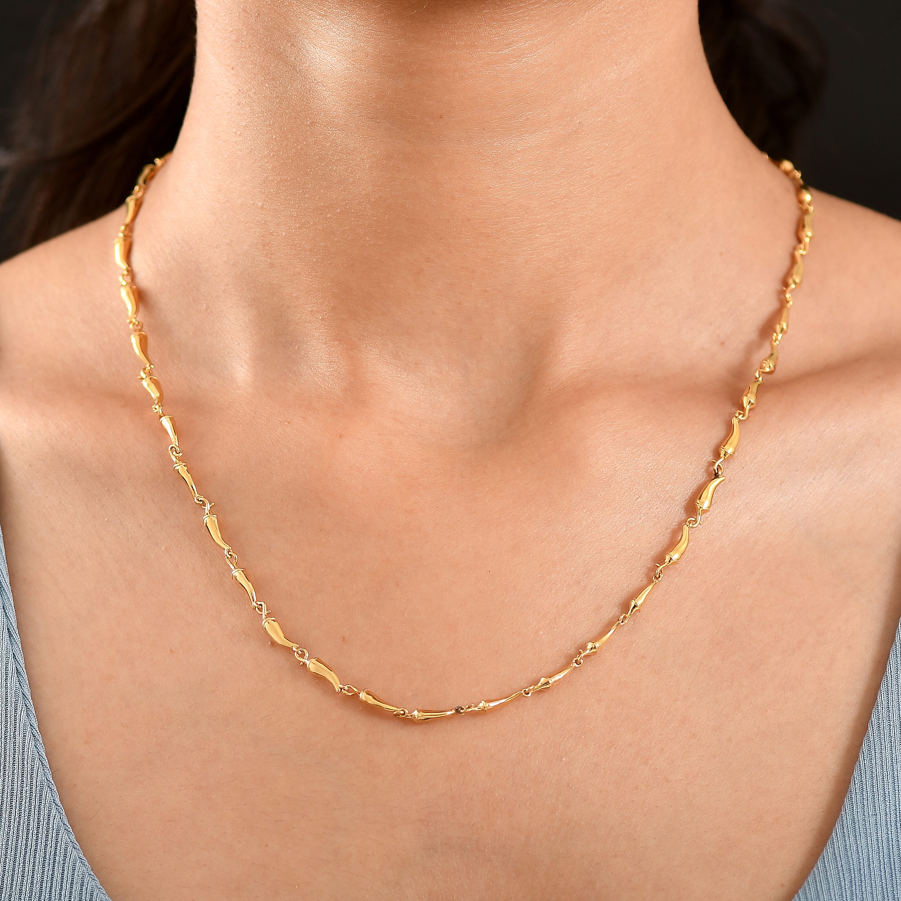 GP - Chilli Pepper Collection Blue Sapphire Necklace (Size 20) with Lobster Clasp in 18K Vermeil Yellow Gold Plated Sterling Silver, Silver Wt. 15.00 Gms.