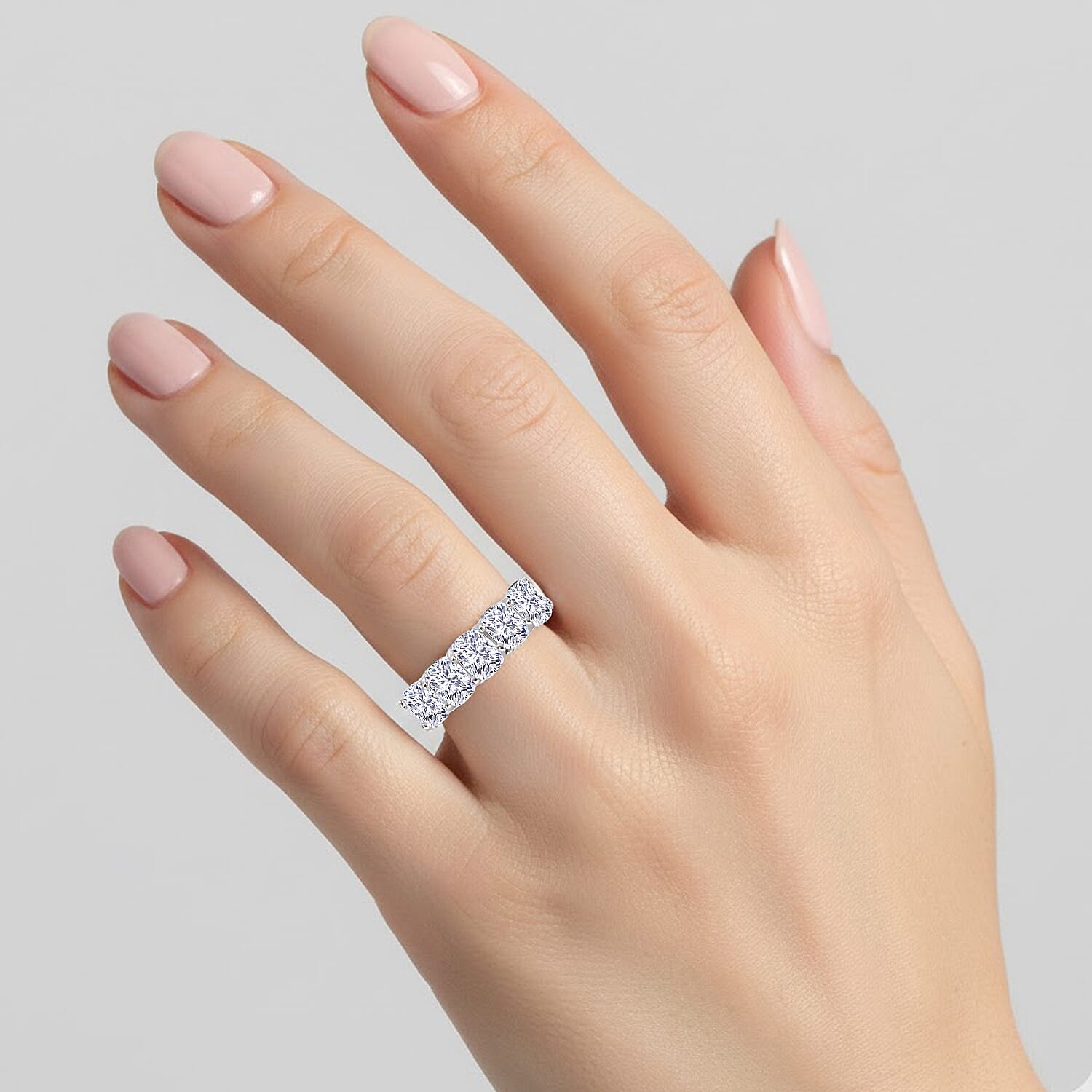 Luxuriant 950 Platinum SGL Certified (VS-EF) Cushion Cut Lab Grown Diamond Ring 2.00 Ct