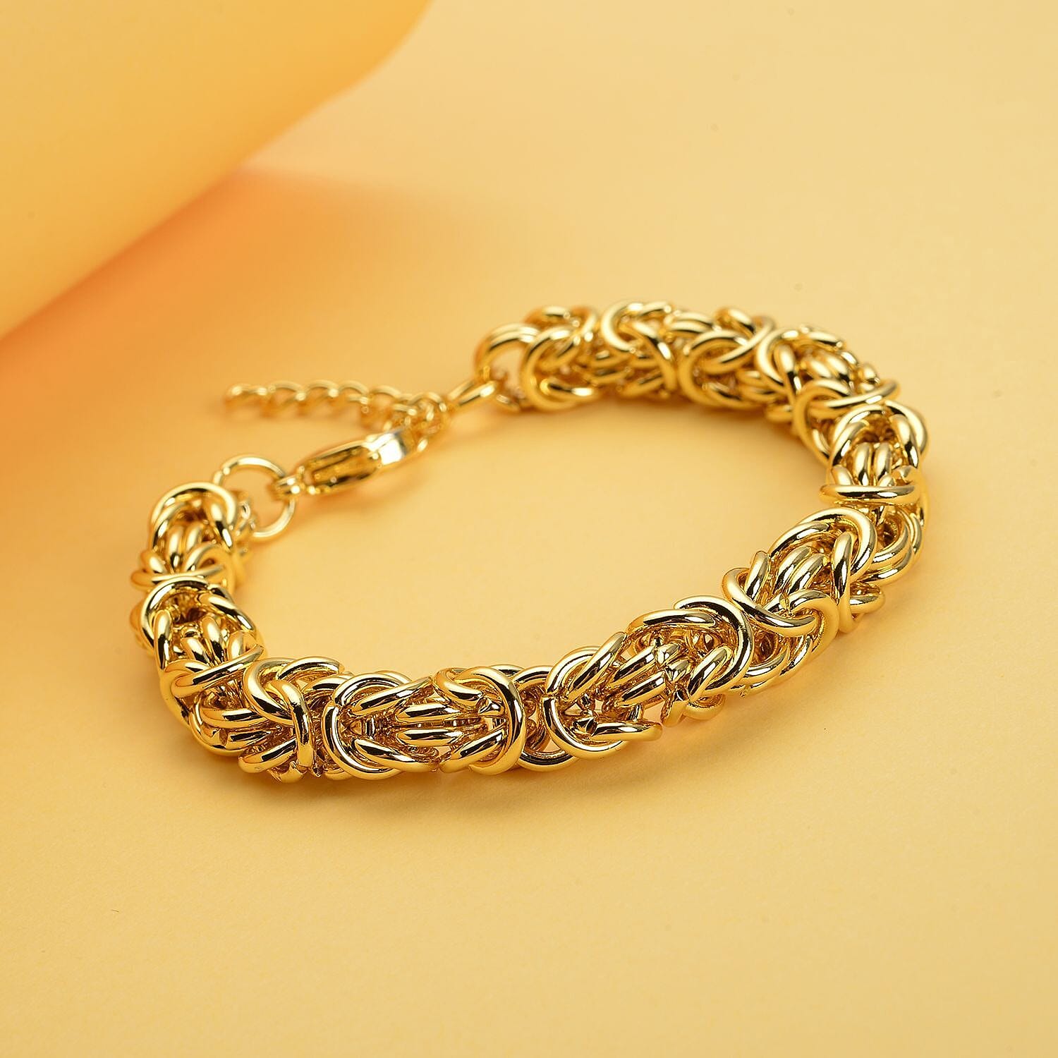 Byzantine Link Bracelet (Size 8) in Yellow Gold Plated