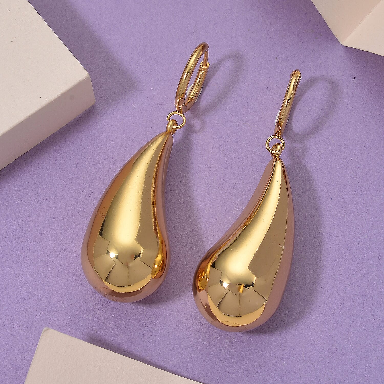 Sculpted Fluid Teardrop Earring with Hoop in Yellow Gold tone