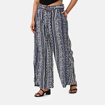https://tjcuk.sirv.com/Products/83/0/8308701/Maisi-Printed-Jean-and-Pant-Trouser-Size-L-XL-Blue_8308701_3.jpg?w=342&h=342