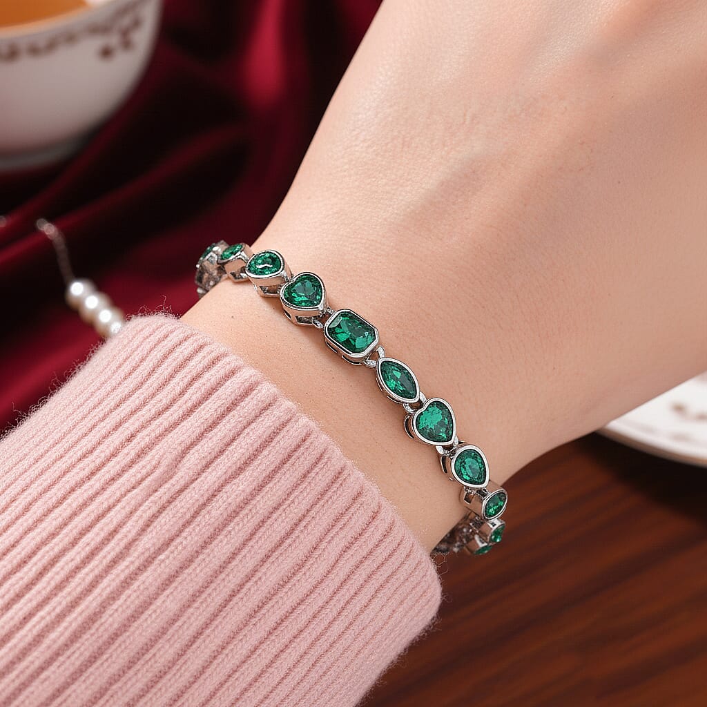 White Multi Crystal Bracelet (Size 7.5) in Silver Tone