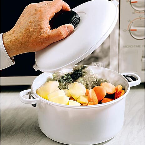 IW Special Kitchen Utensils (Size - One Size) - Red