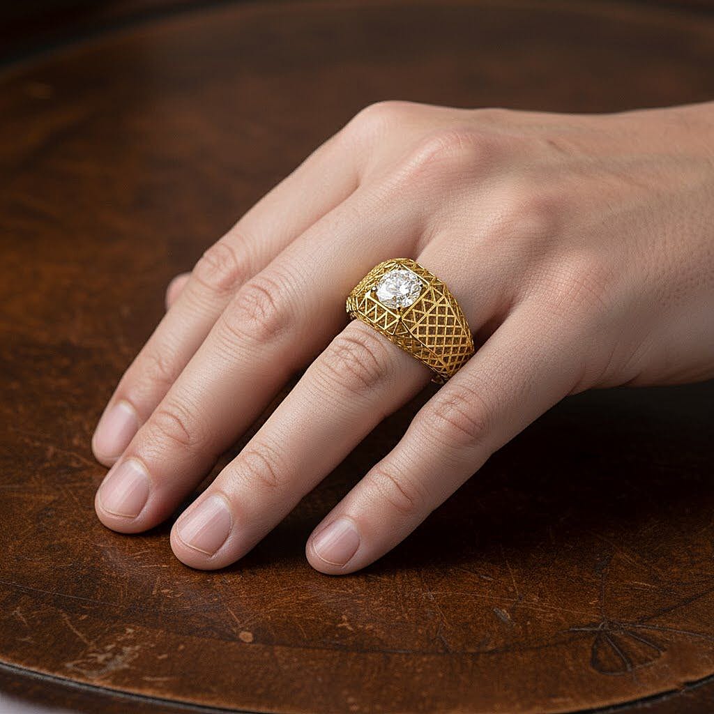 9K Yellow Gold SI Lab Grown Diamond GH, SI Fancy Ring, Gold Wt.3 Gms  1.010  Ct.