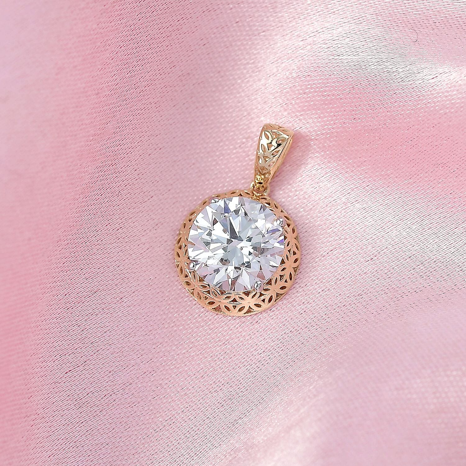 Luxuriant 9K Yellow Gold SGL Certified Lab Grown Diamond (SI-GH) Solitaire Pendant 2.05 Ct.