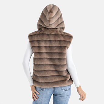 https://tjcuk.sirv.com/Products/83/1/8310045/La-Marey-Patterned-Gilet-Light-Brown_8310045_1.jpg?w=342&h=342