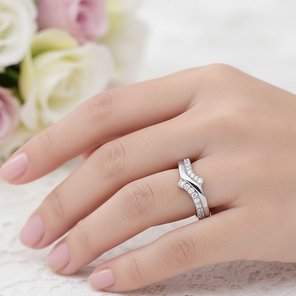 Luxuriant Lab Grown Diamond Chevron Knife Edge Ring in Sterling Silver