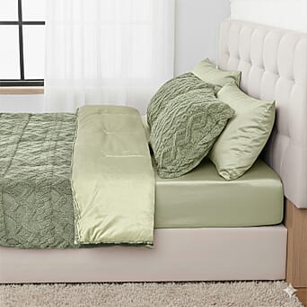 https://tjcuk.sirv.com/Products/83/1/8311965/Hush-Haven-Jacquard-Solid-Comforter-and-Duvet-Size-225x1-cm-Green-Whit_8311965_1.jpg?w=342&h=342