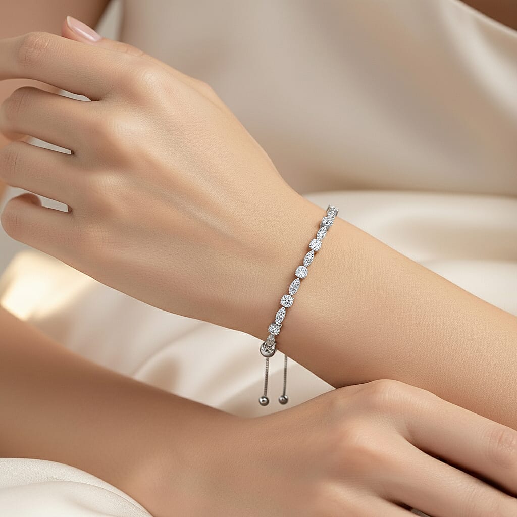 Luxuriant SGL Certified Lab Grown Diamond (VS-EF) Bracelet (Size 6.5 - 8 Adjustable) in Rhodium Overlay Sterling Silver 0.50 Ct.