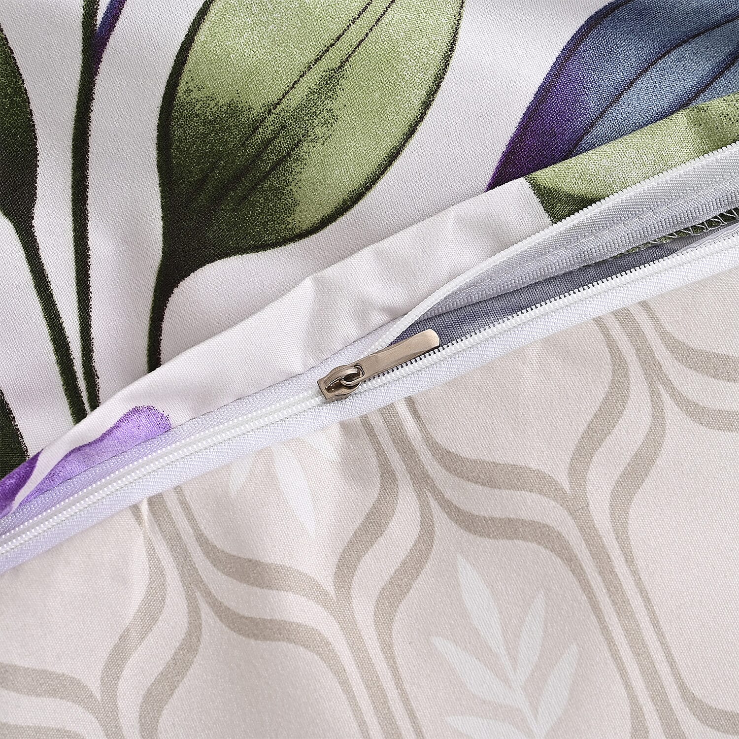 LIVMORE Patterned Sheet