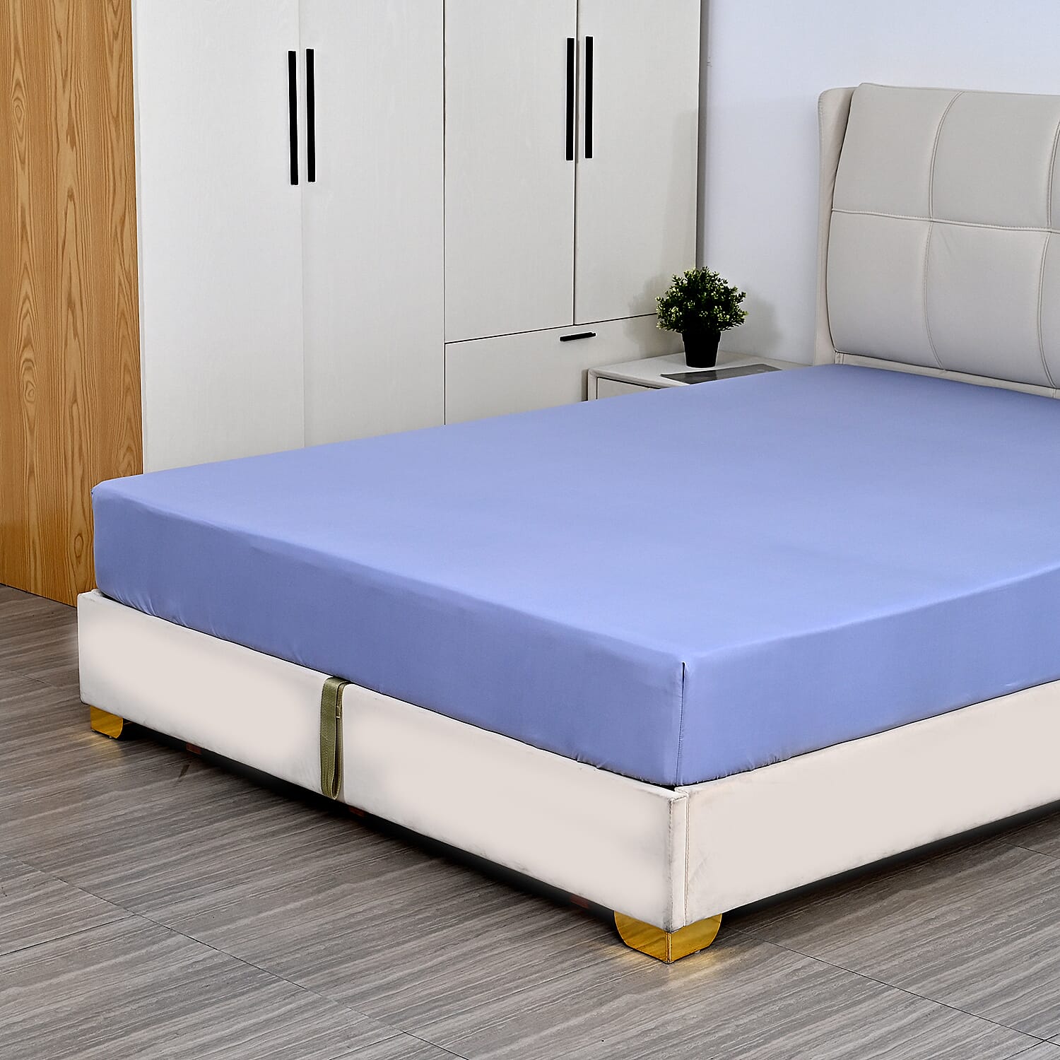 Livemore Set of 4- Reversible Bedding Sheet Set - inc. Deep Fitted Sheet, Duvet Cover & 2 x Pillowcases