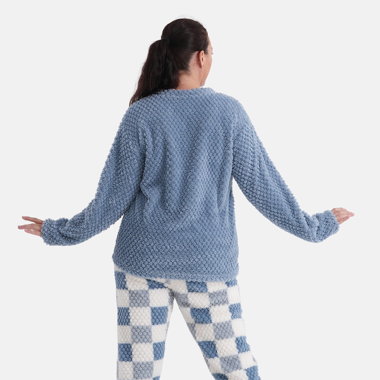 & maisi Cozy leopard print pajama and top loungewear set