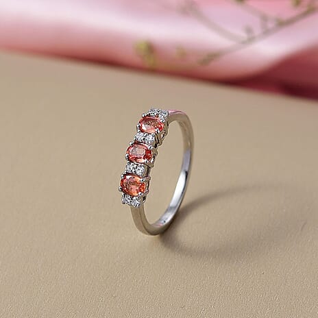 Luxuriant 950 Platinum AAAA Padparadscha Sapphire Lab Grown Diamond (SI-GH) Ring 0.71 Ct, Platinum Wt. 3.37 Gms.