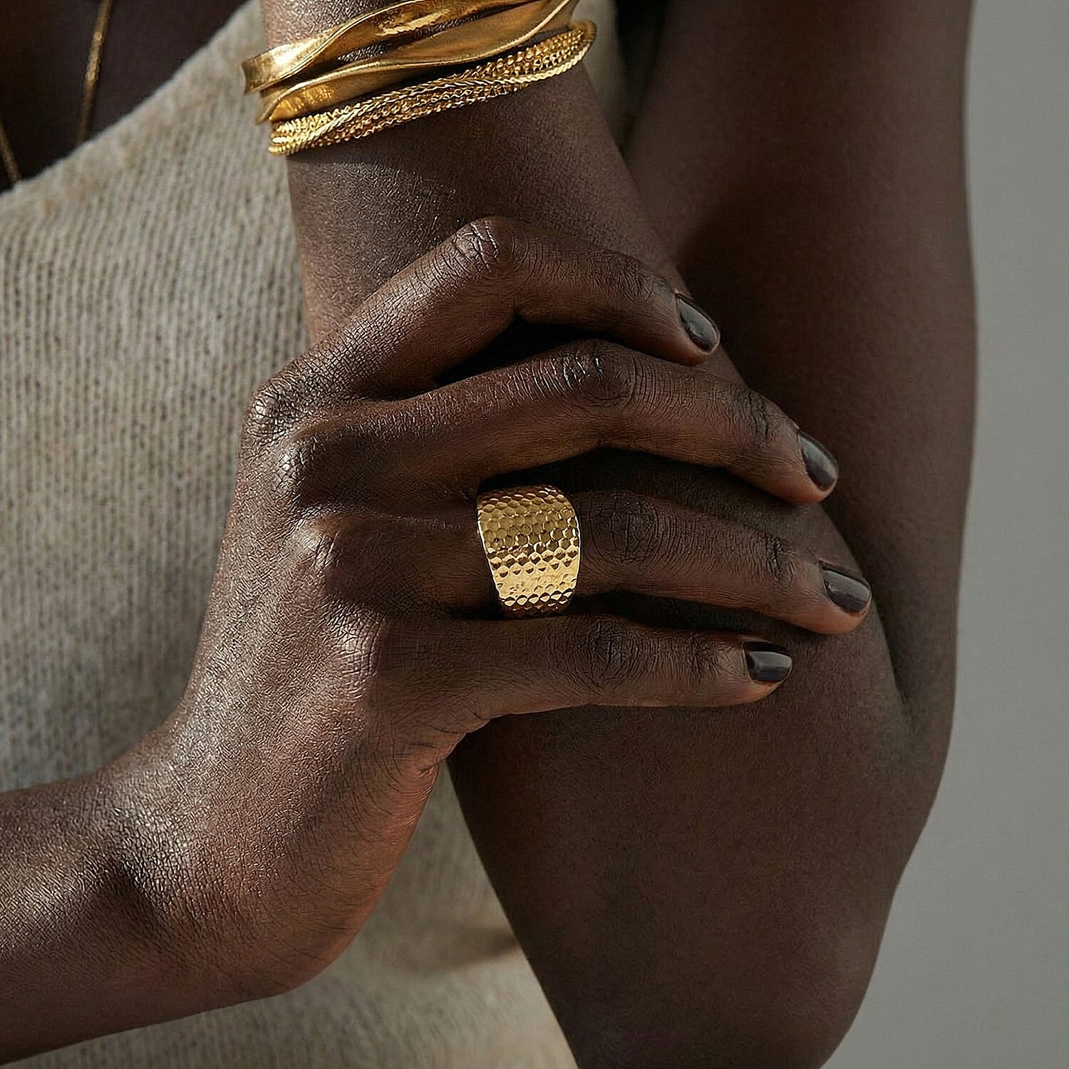 Maestro Collection - 9K Yellow Gold Diamond Cut Ring