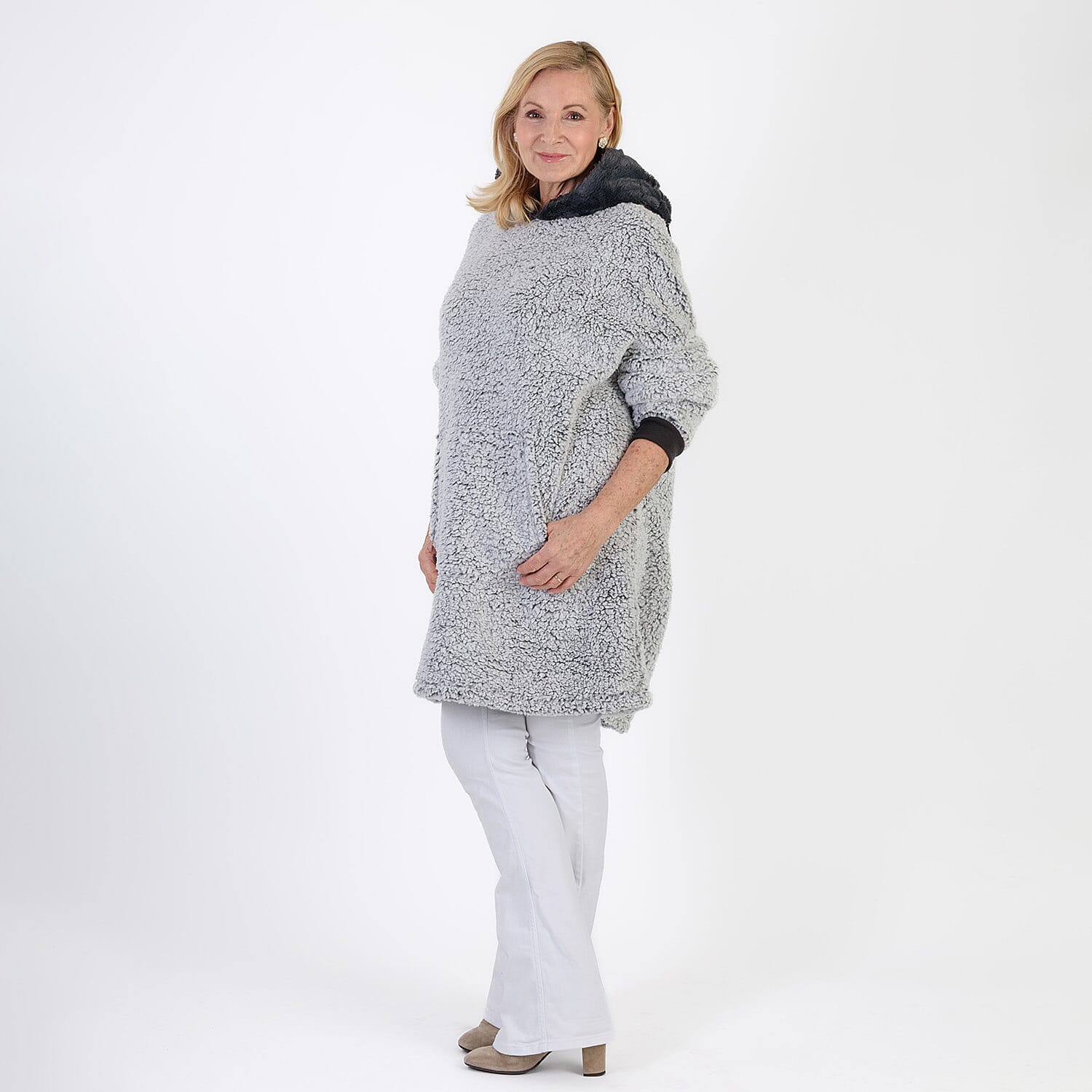 Slumber Hut - Soft Sherpa Style Hoodie (One Size) - Grey
