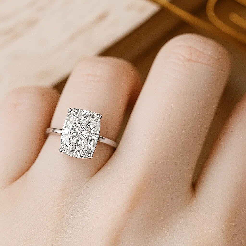 Luxuriant 950 Platinum IGI Certified Lab Grown Diamond (VS-EF) Solitaire Ring 3.00 Ct, Platinum Wt. 4.34 Gms.