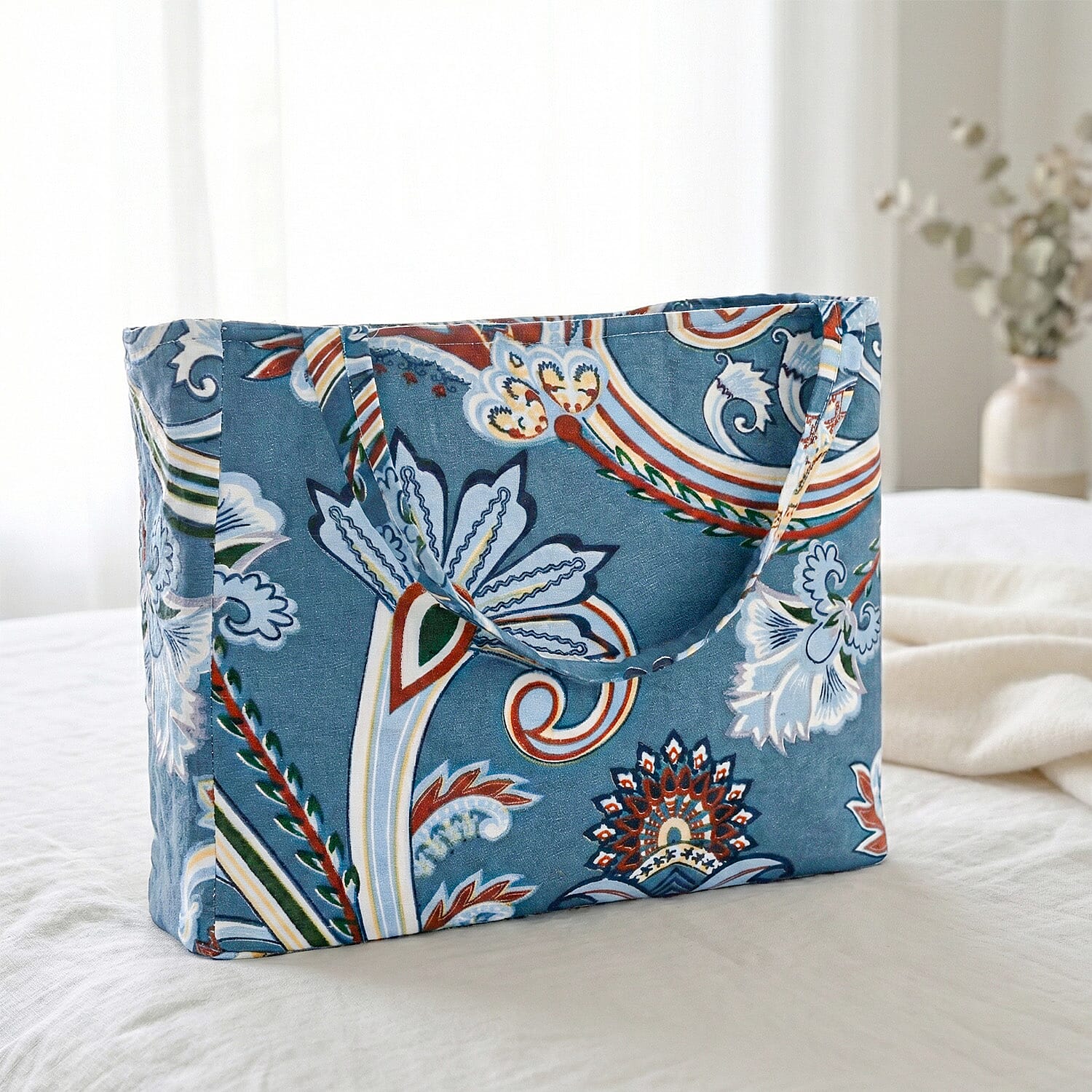 LIVMORE Micro Patterned Bedding Set