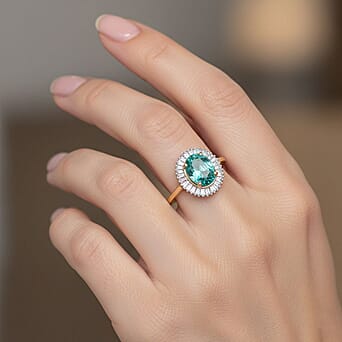 https://tjcuk.sirv.com/Products/83/2/8324274/9K-Yellow-Gold-AAA-Emerald-White-Diamond-Halo-Ring-Gold-Wt-2-25-Gms-1-_8324274_2.jpg?w=342&h=342
